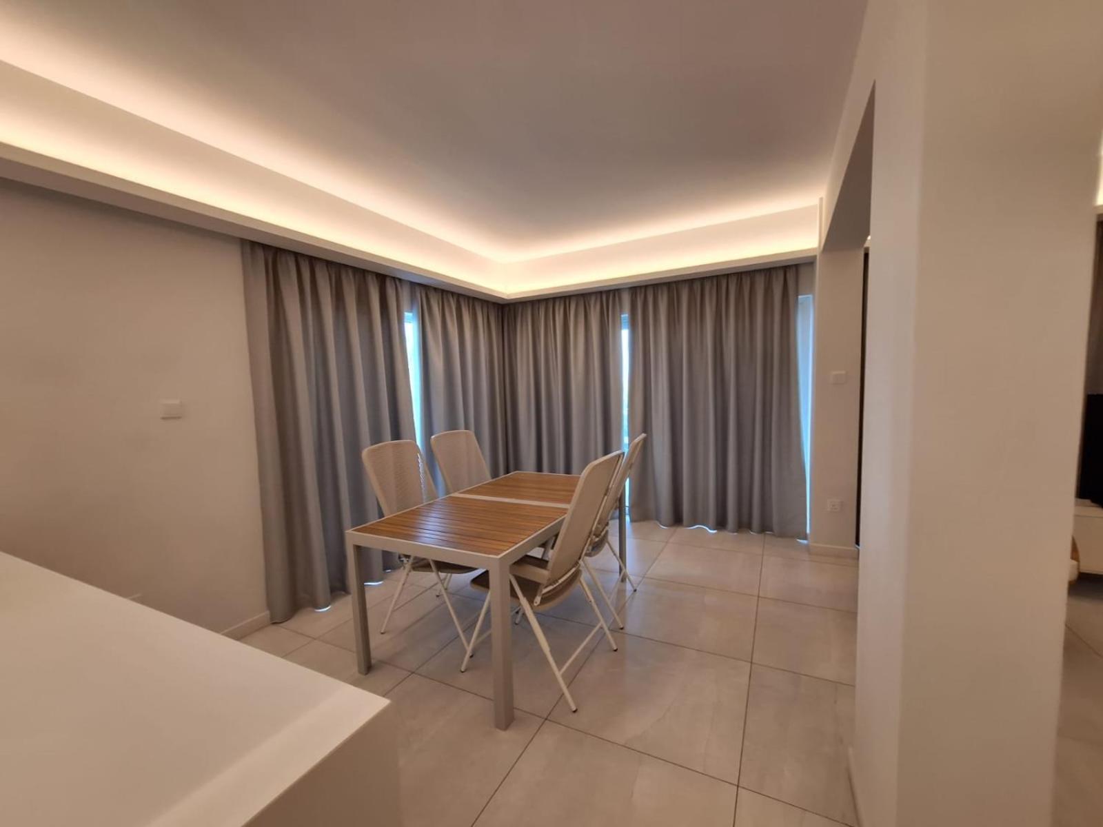 Emerald Suites 프로타라스 외부 사진